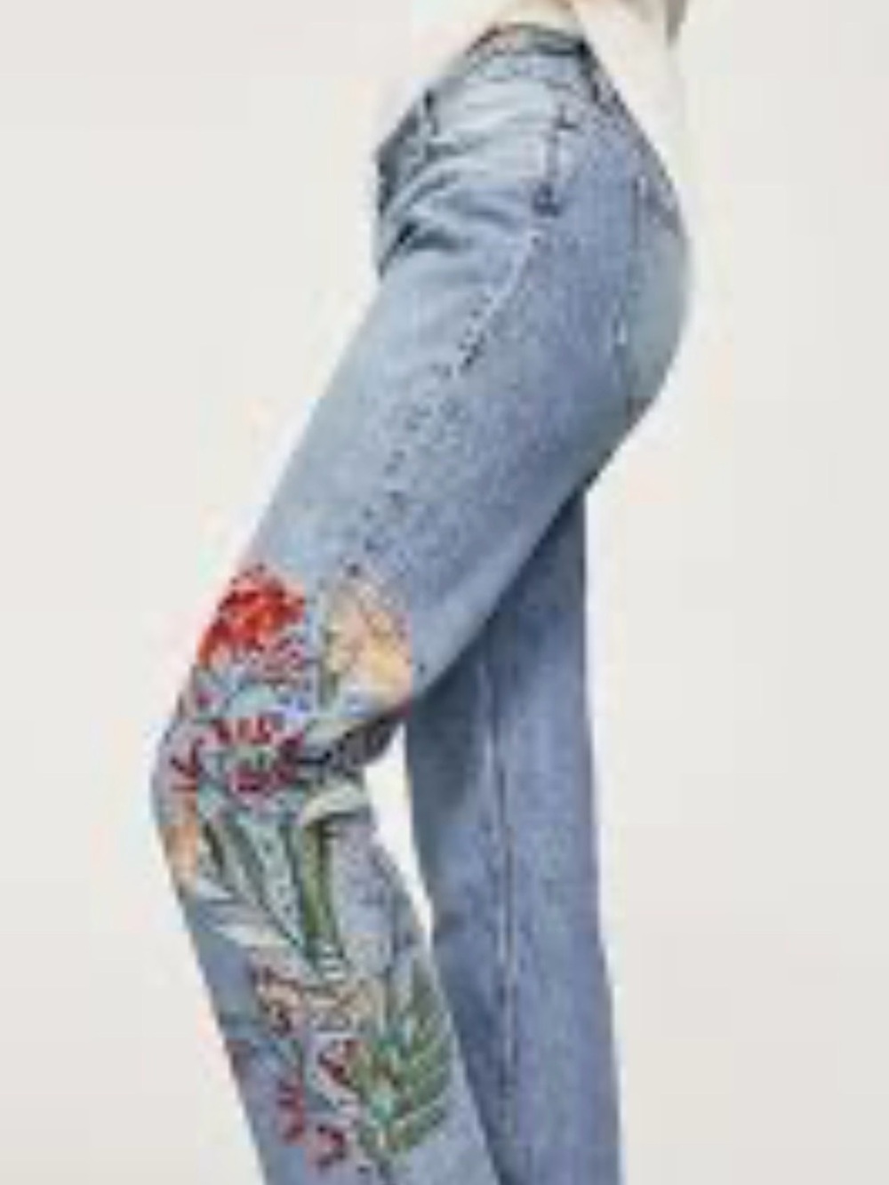Zara Women medium wash high rise relaxed Straight embroidered Jeans Sz 10 NWT